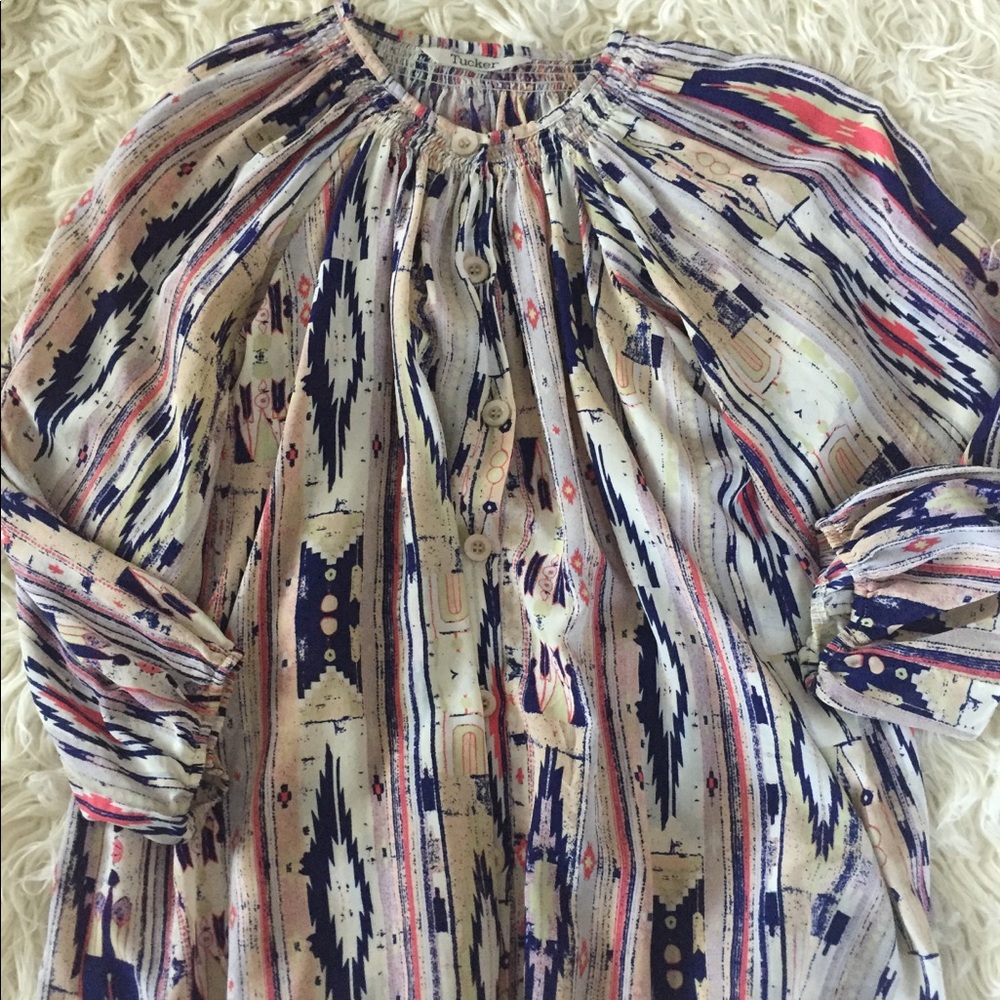 Tucker Classic Blouse Size XS/P